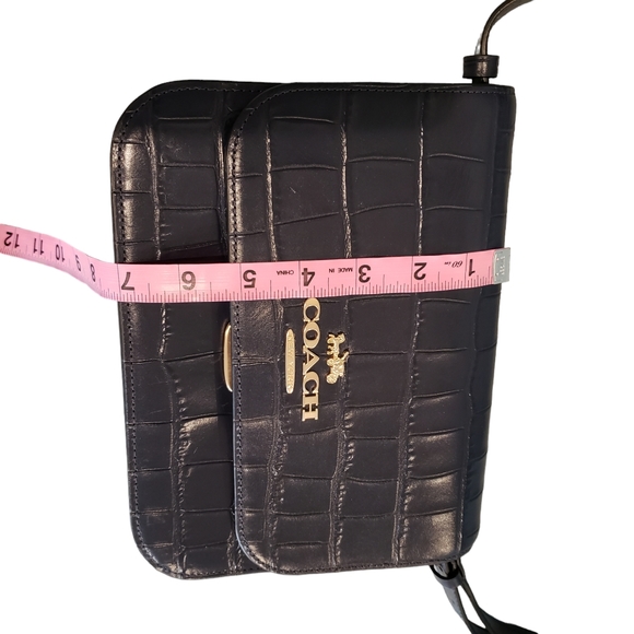 NEW Coach Navy Blue Croc Embossed Leather Flap Adjustable Shoulder Purse Bag - Picture 8 of 15
